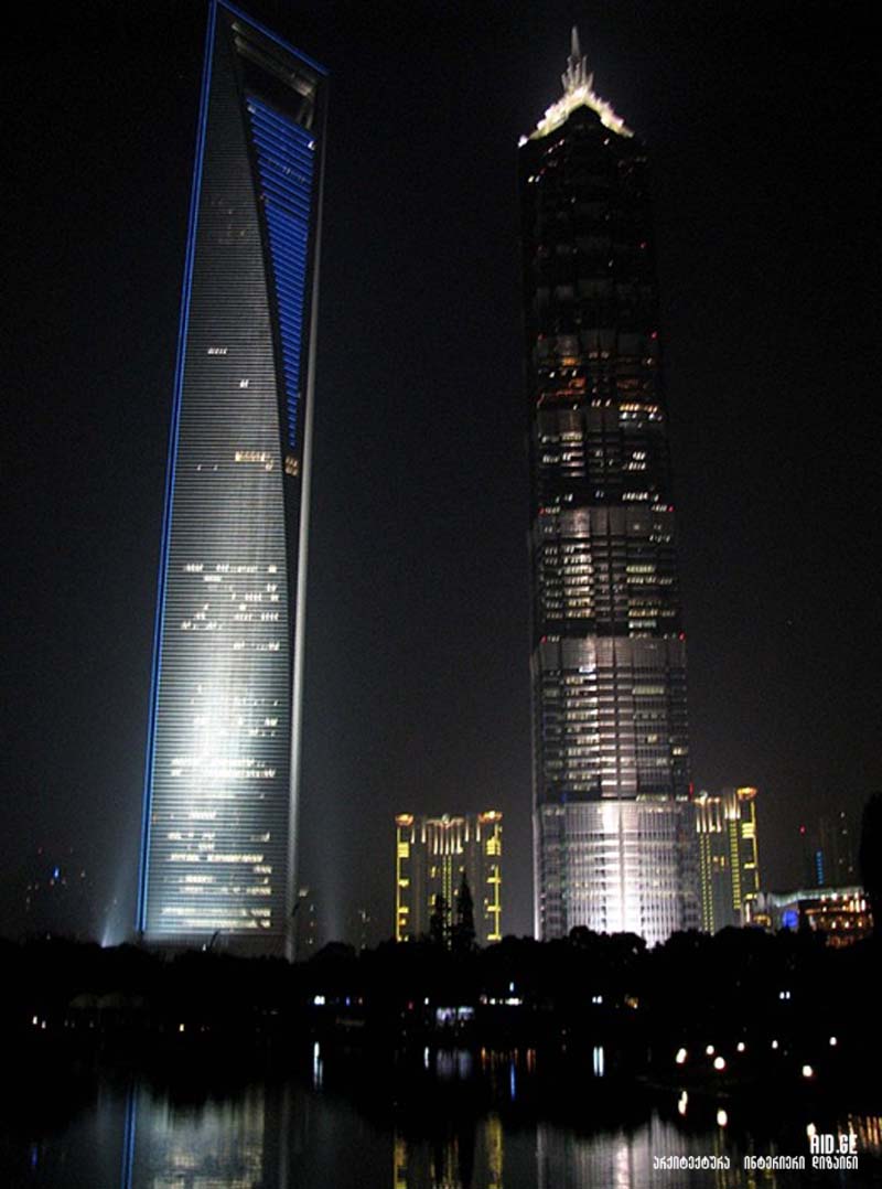 В каком доме 100 этажей. Финансовый центр Шанхай. Всемирный финансовый центр Шанхай Китай. 10 Самых высоких зданий в мире. Шанхайский Всемирный финансовый центр (492 м). Шанхай, Китай.